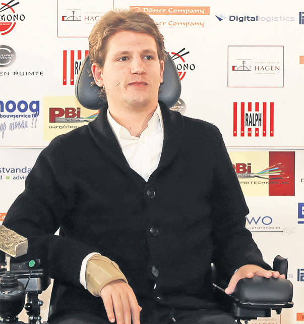 Nesu ar putea fi ajutat de un stimulator electric prin intermediul caruia si-ar putea controla muschii