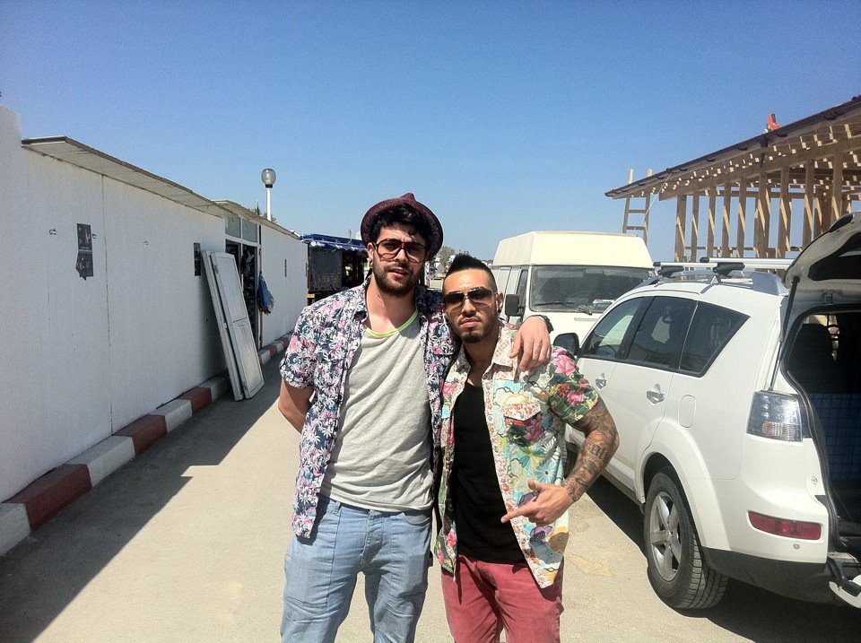 Speak, alaturi de fratziwearul Alex Velea foto: Facebook