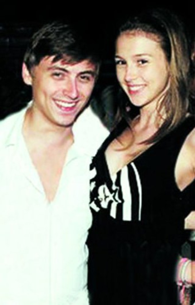 Teodora Stoica si Turcu jr au avut o relatie cu nabadai, eu ajungand si sa se loveasca la un moment dat