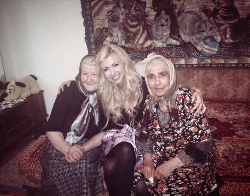 Bunicile Andreei nu se mai vazusera de 10 ani