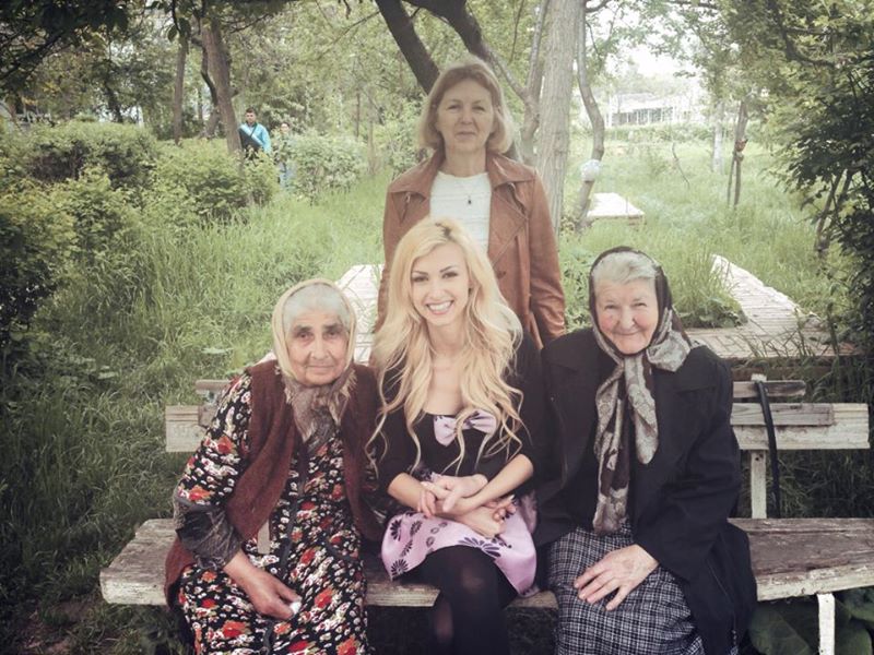 Andreea a imortalizat intalnirea dintre cele trei generatii