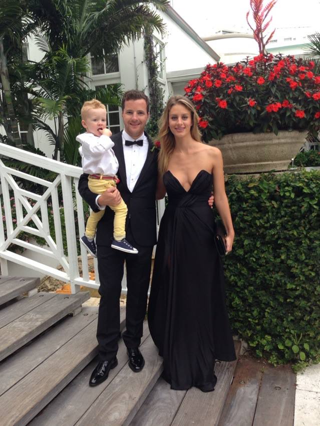 Roberto este casatorit de cativa ani cu Iulia, un fost manechin, cu care are si un baietel