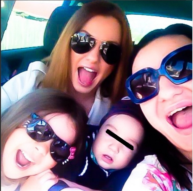 Cantareata a profitat de vizita in Romania pentru a-si revedea familia si prietenele