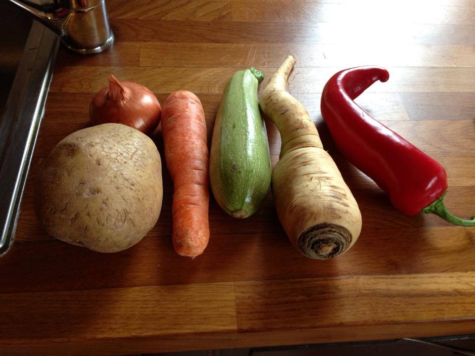 Vedeta are grija sa manance multe legume, in fiecare zi