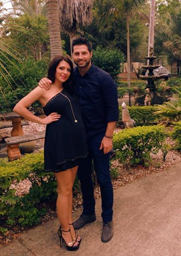 Ardeli are mare grija de sotia lui