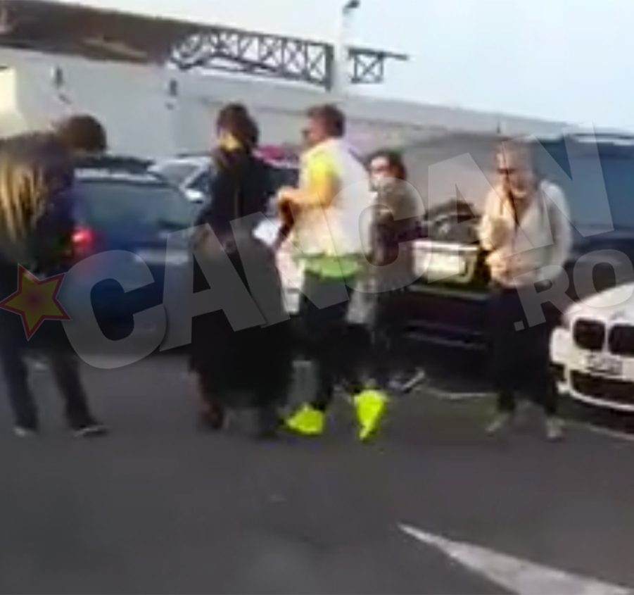 Seara, amorezii s-au retras la un club de fite din Mamaia