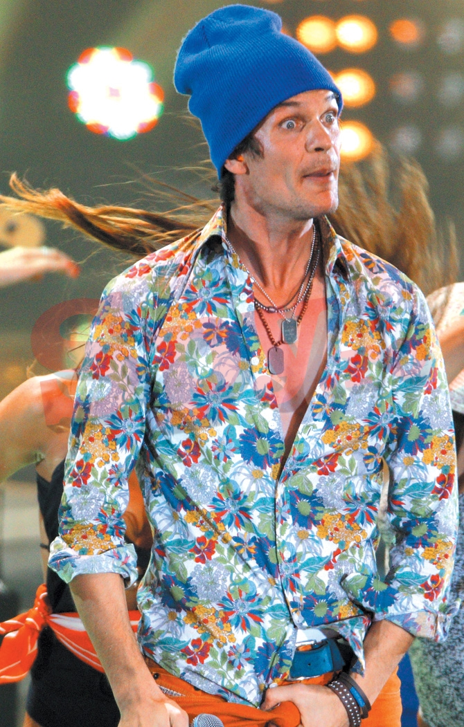 Tudor Chirila a facut un spectacol erotic pe scena