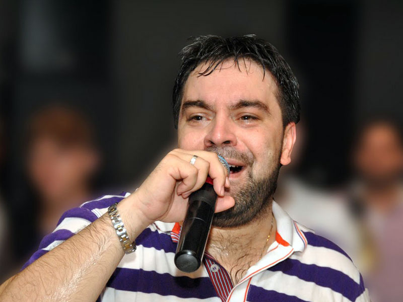 Florin Salam nu are voie sa vorbeasca deloc timp de 3 saptamani