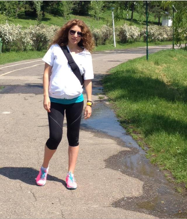 De ziua ei, Carmen a facut o plimbare in parc