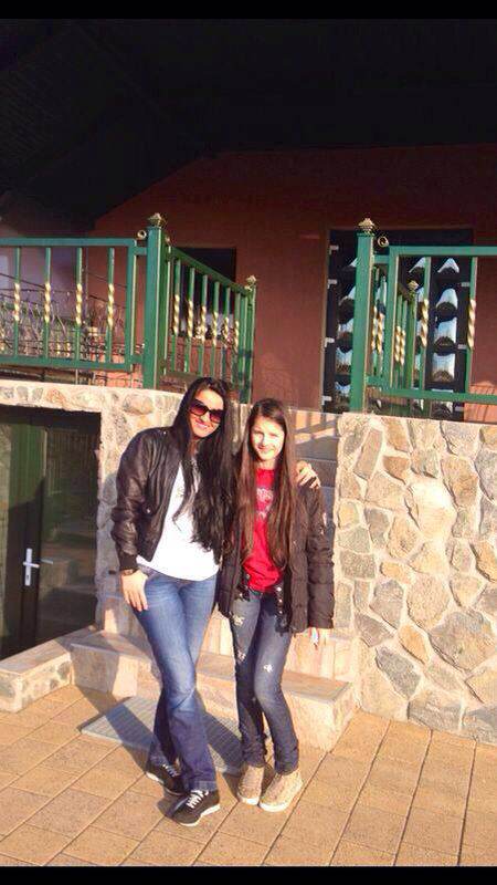 Ami si Carmina sunt cele mai bune prietene