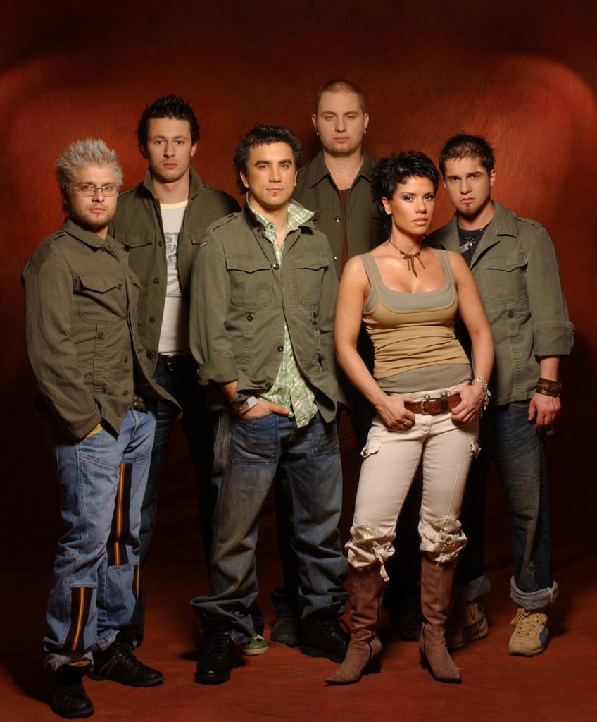 In 2005, Luminita Anghel si Sistem au reprezentat Romania la Eurovision