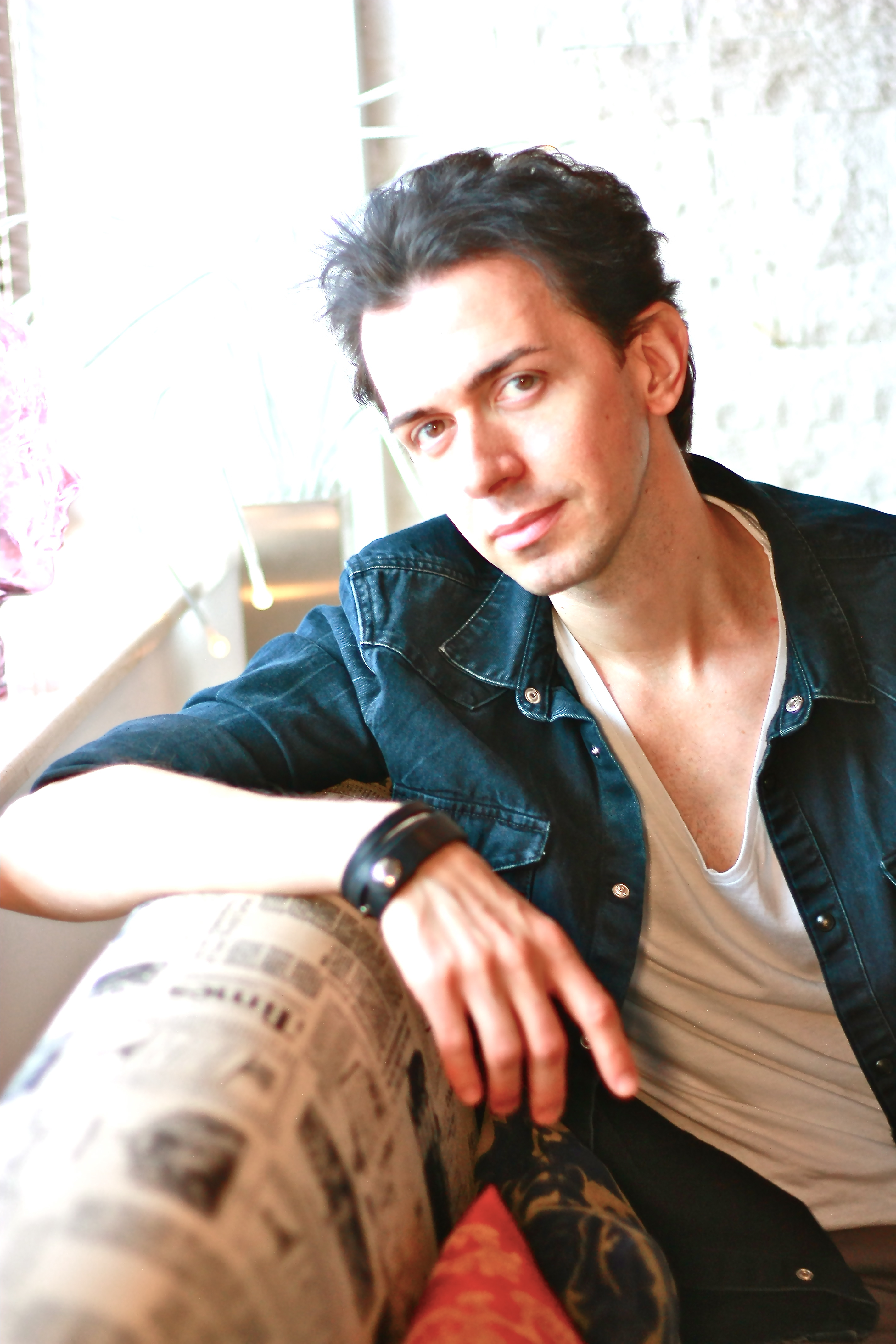 Keo a jucat la doua capete in acelasi timp