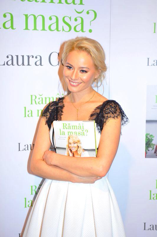 Laura a avut un real succes cu cartea de bucate
