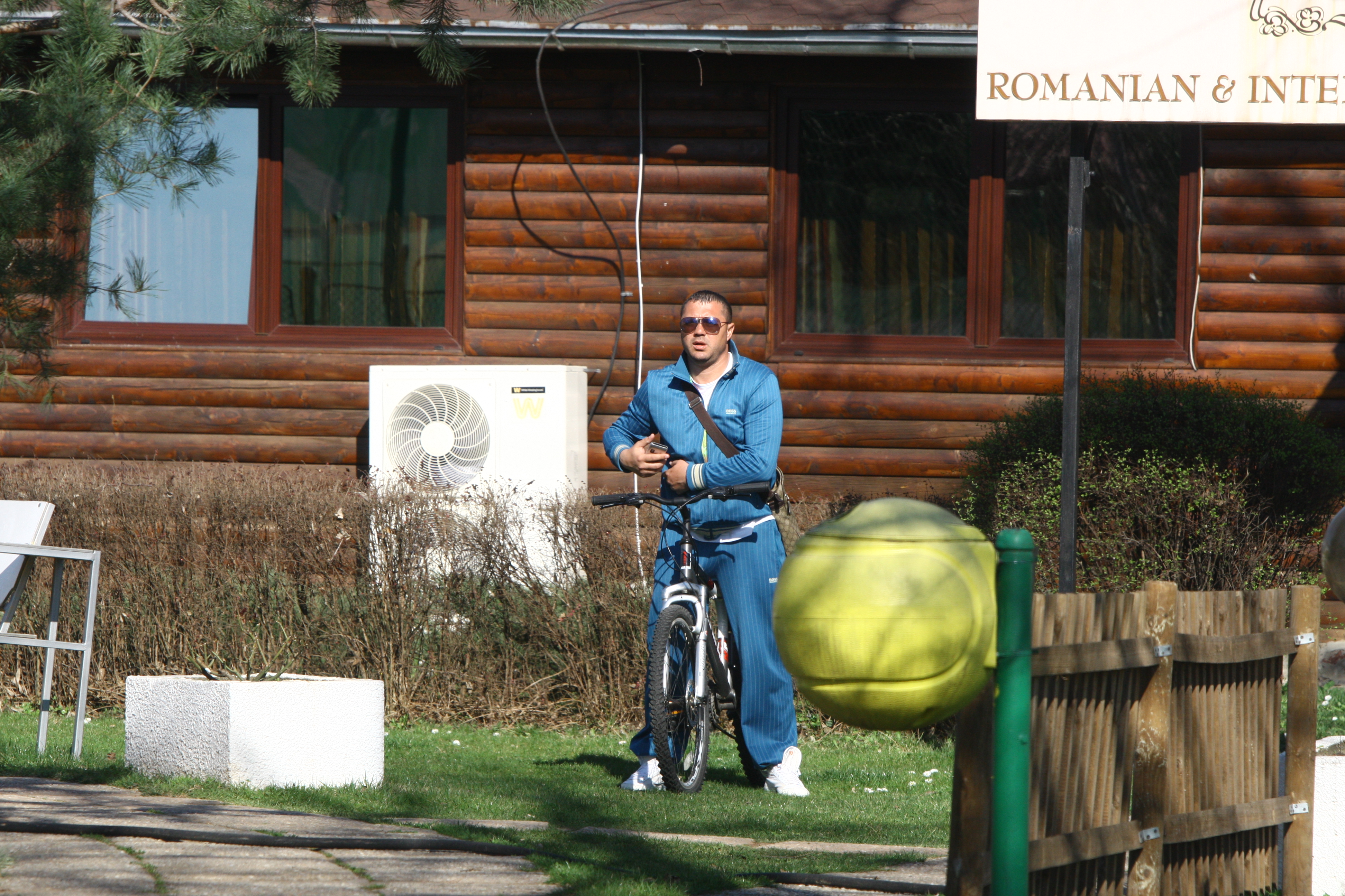 Sabin Ilie pozeaza acum in tipul ecologist