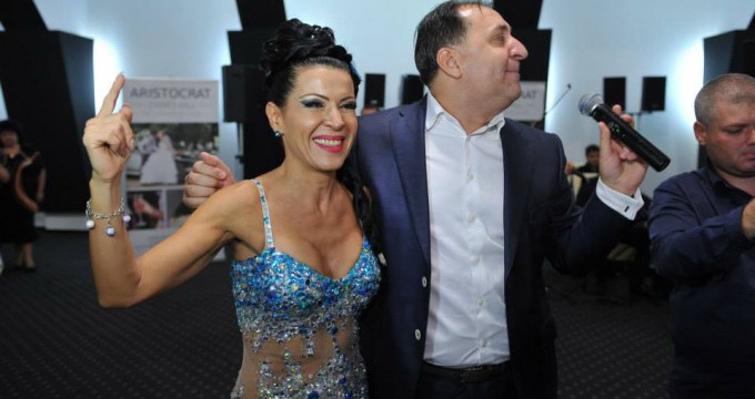 Anda Ghita s-a dat in spectacol la nunta fiicei sale