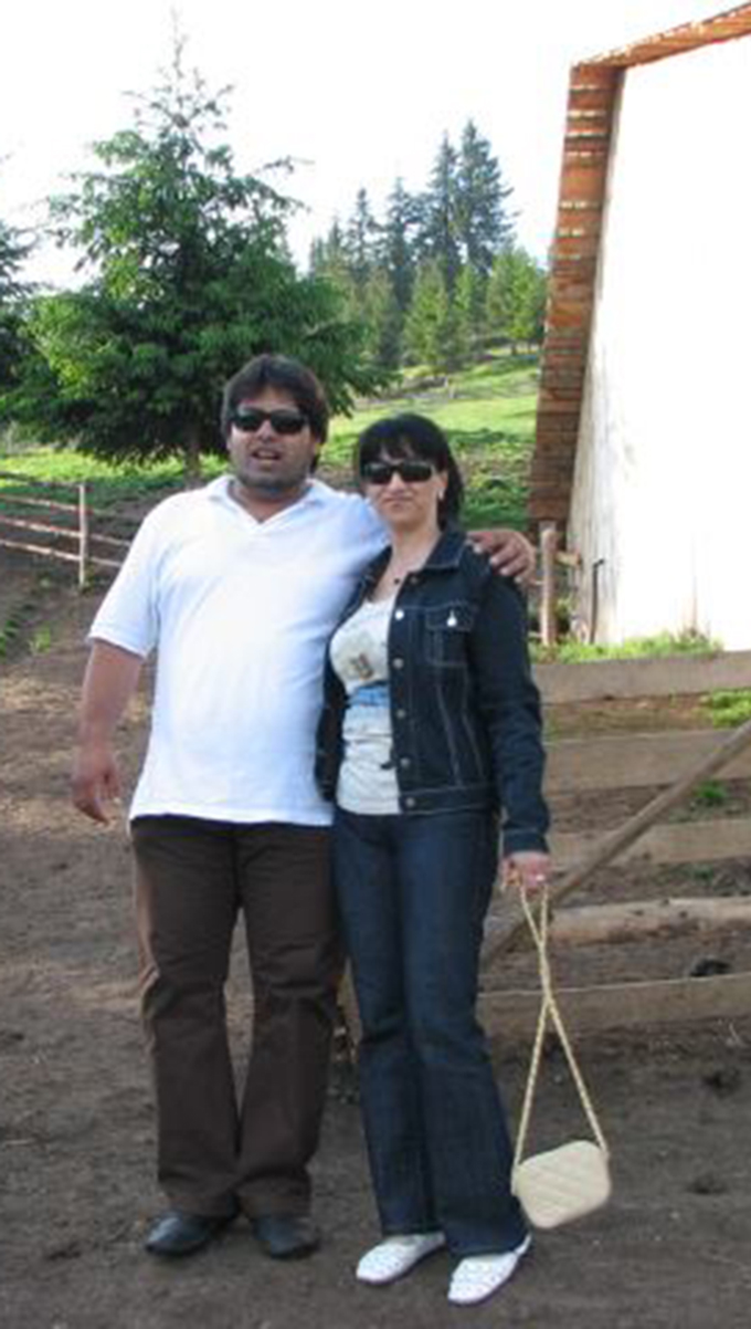 Tenorul s-a afisat alaturi de o femeie care nu este sotia sa