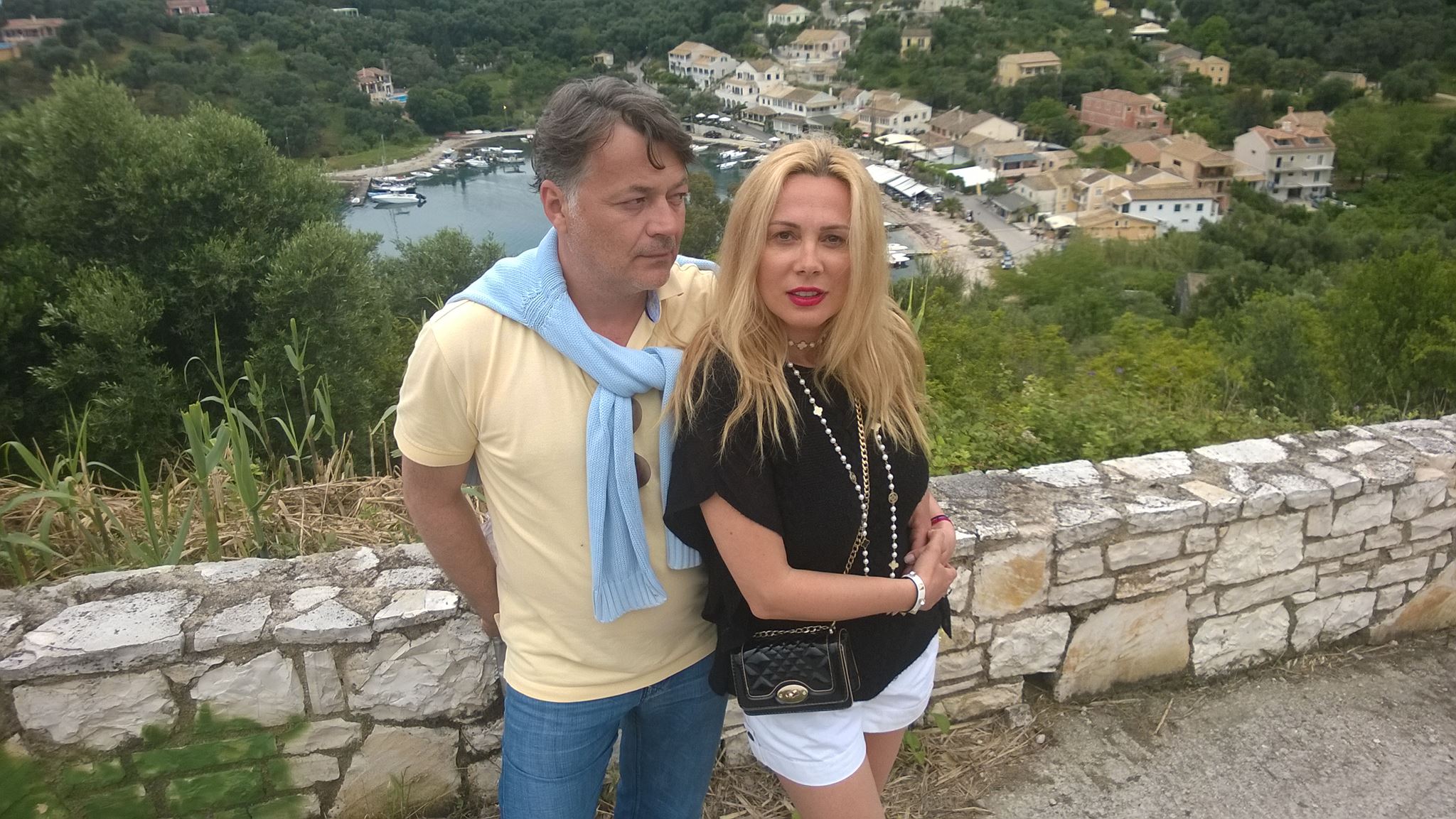 Vedeta si sotul ei si-au innoit juramintele de dragoste