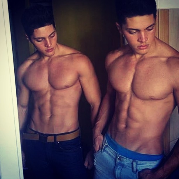 Fratii Vultur cheltuie o avere pe mancare