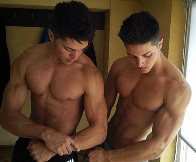 Fratii Vultur cheltuie o avere pe mancare