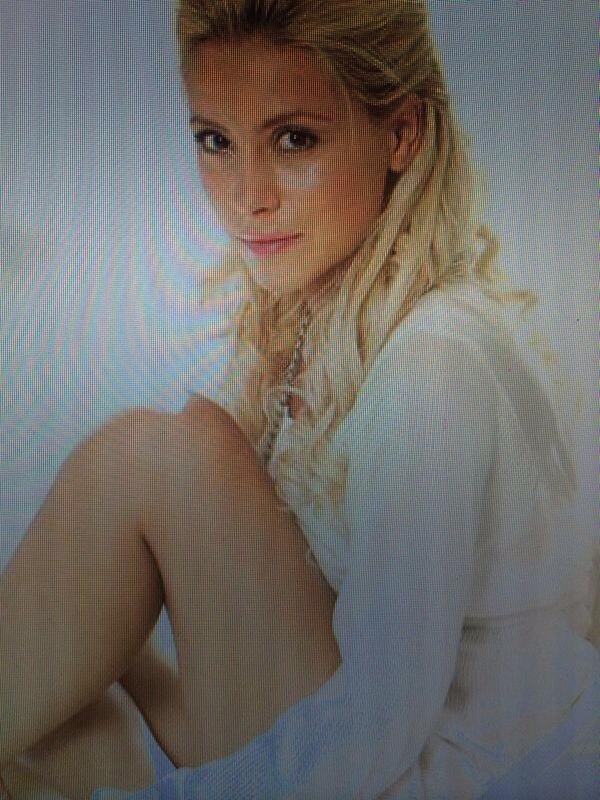 Mihaela a intrat de curand in gasca lui Victor