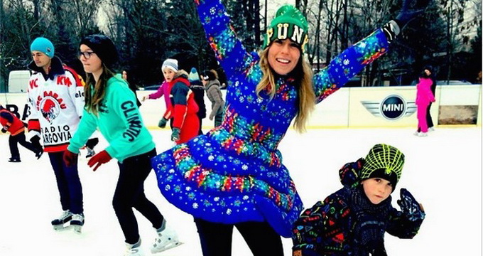 Corina este faschinata de fiul ei Robin