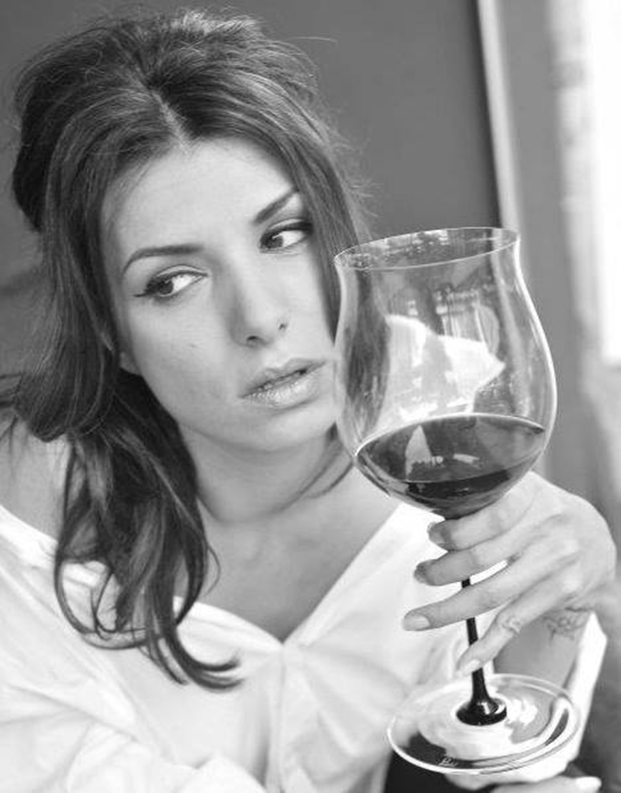 De cand a anuntat ca divorteaza, Sorana sufera foarte tare