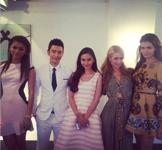 Paris Hilton a acceptat invitatia Monicai Gabor de a-i fi alaturi la deschiderea cafenelei