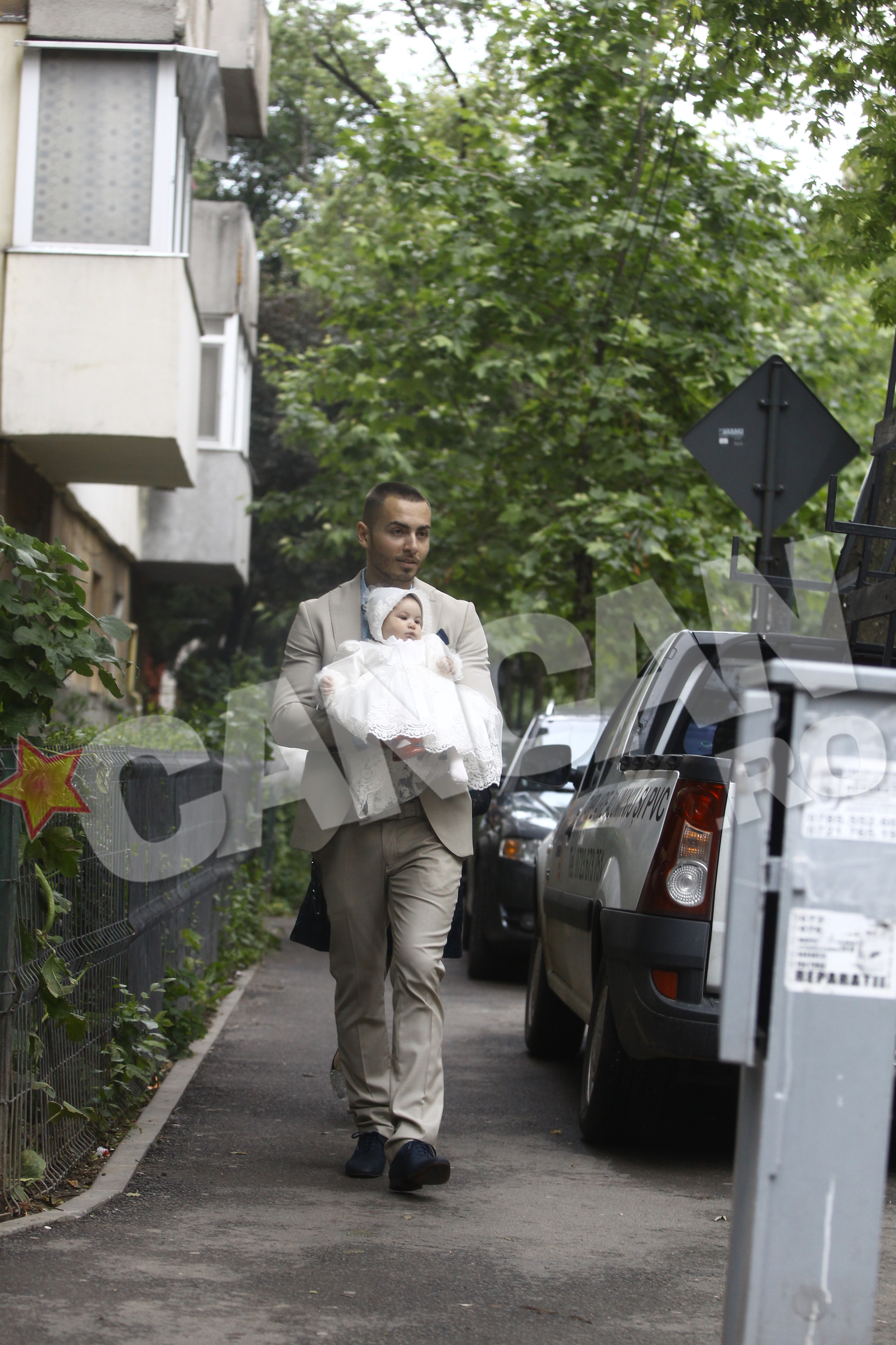 Sonny Flame si Elena Duminica si-au botezat astazi fetita