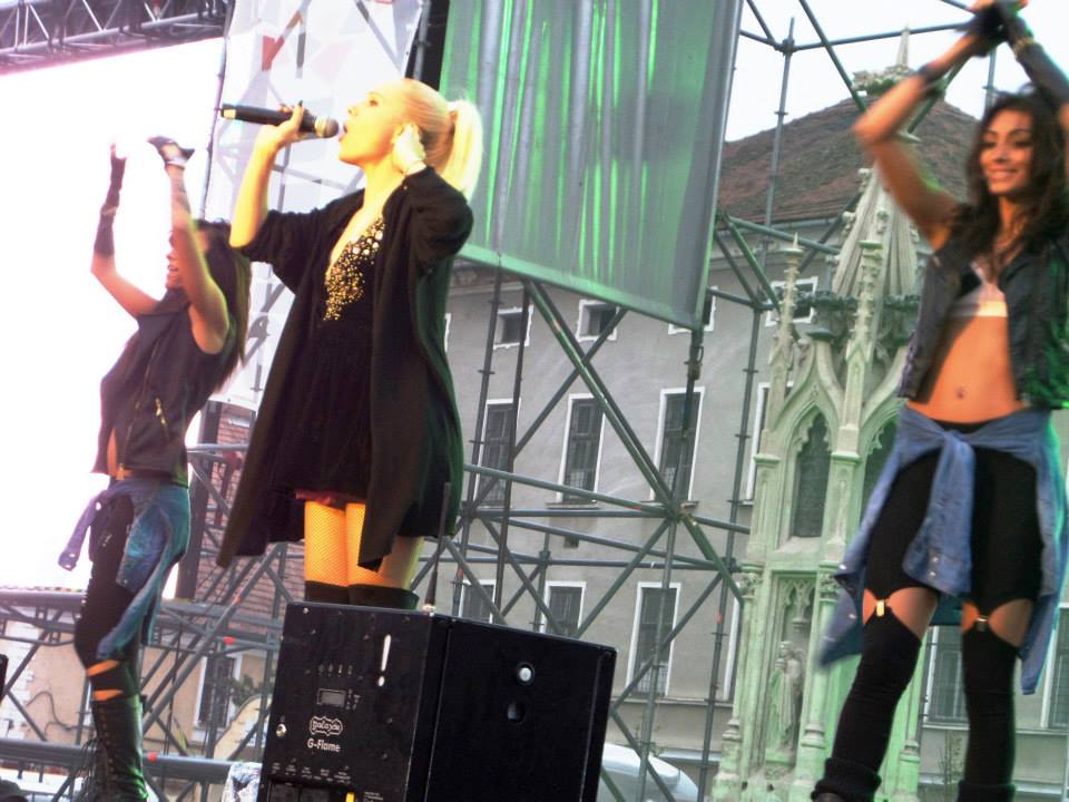 Desi este insarcinata in sapte luni, niciun apropiat al Amnei nu a stiut pana acum