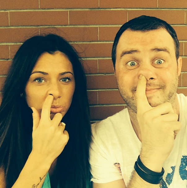 Roxana a facut un gest nedemn pentru o femeie: si-a bagat degetul in nas