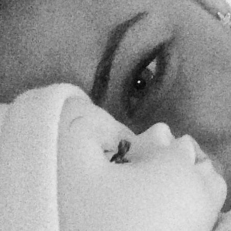 Prietenii au intrebat-o pe Roxana daca isi doreste un copil