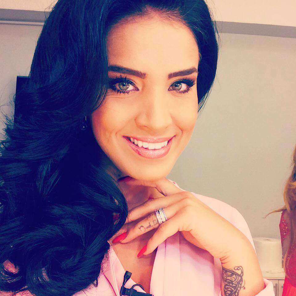 Fanii Adelinei i-au spus ca nu ii sta bine cu aceste coarne