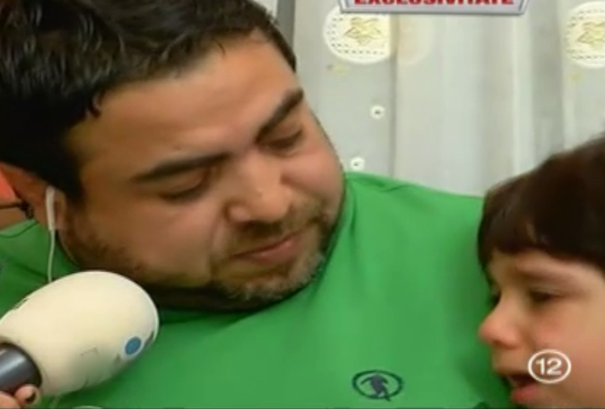 Impresarul a decis sa le angajeze un sofer sotiei si fiului sau