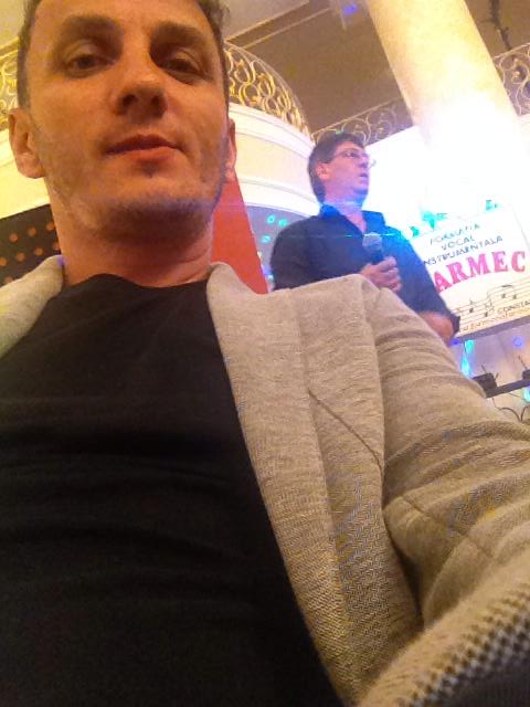 Mihai Traistariu a spus ca romanii o sustin pe Simona Halep dintr-un spirit de turma, specific noua