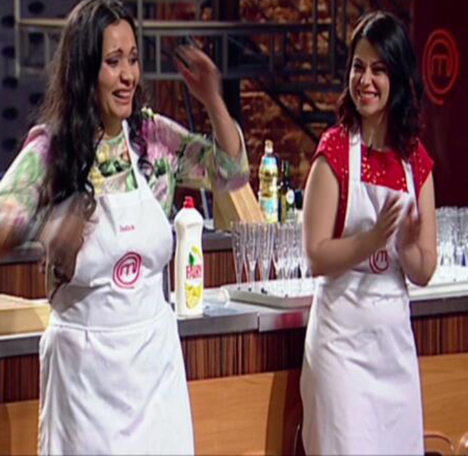 Jesica (stanga) a asteptat cu sufletul la gura decizia juratilor