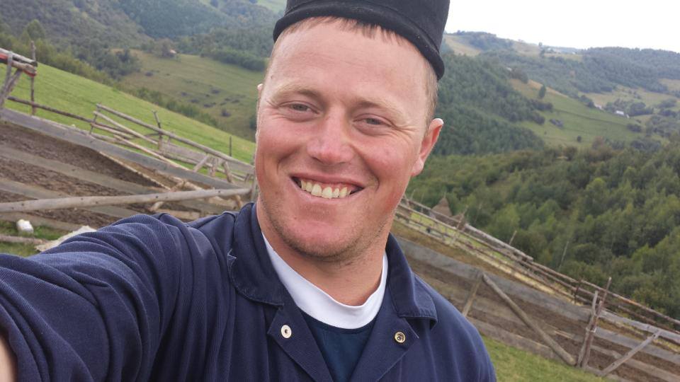 Ghita recunoaste ca l-au cautat domnisoarele pe internet