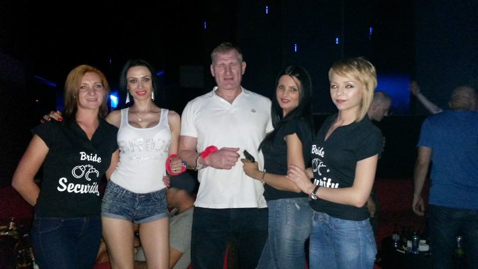 Sotia lui Tolea a sarbatorit petrecerea burlacitelor