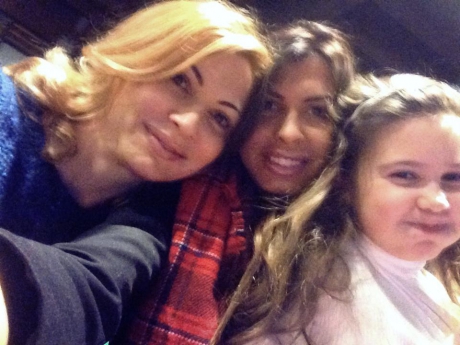 Madalina Pamfile seamana foarte bine cu mama ei naturala