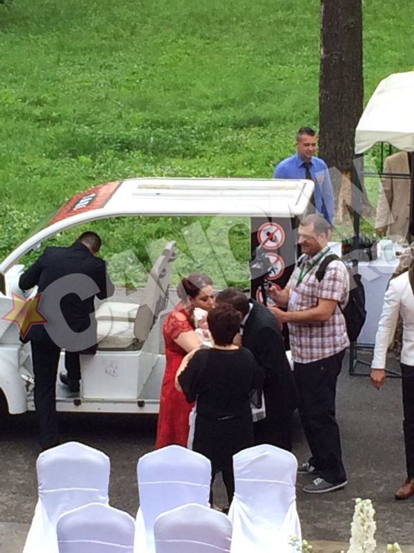 Oana Roman a fost foarte emotionata la intalnirea cu fratele ei