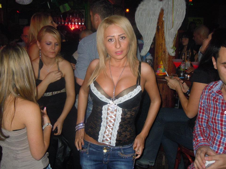 Noua iubita a lui Mahaora adora sa pozeze sexy
