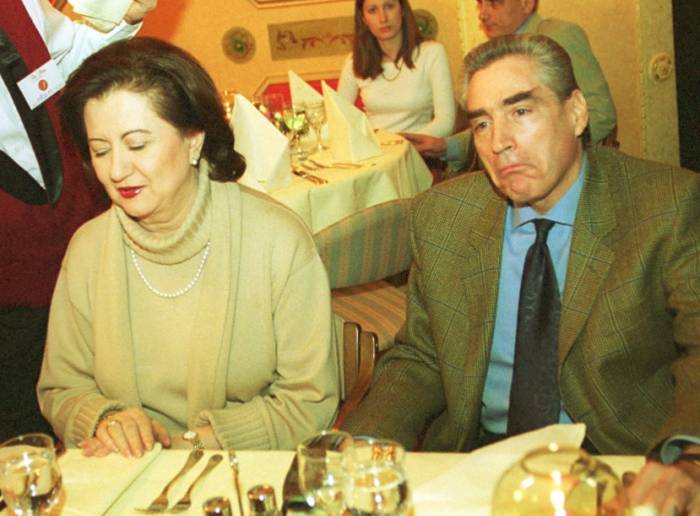 Mioara si Petre Roman s-au evitat toata seara