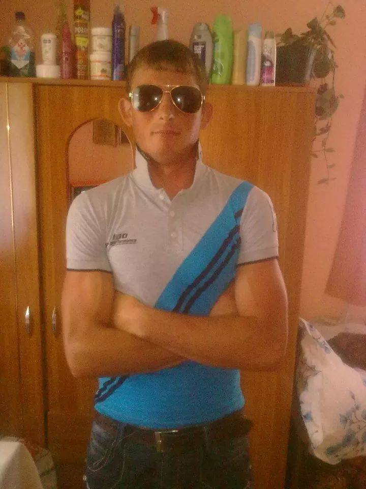 Marean Distrugatorul spune despre el ca lucreaza la 