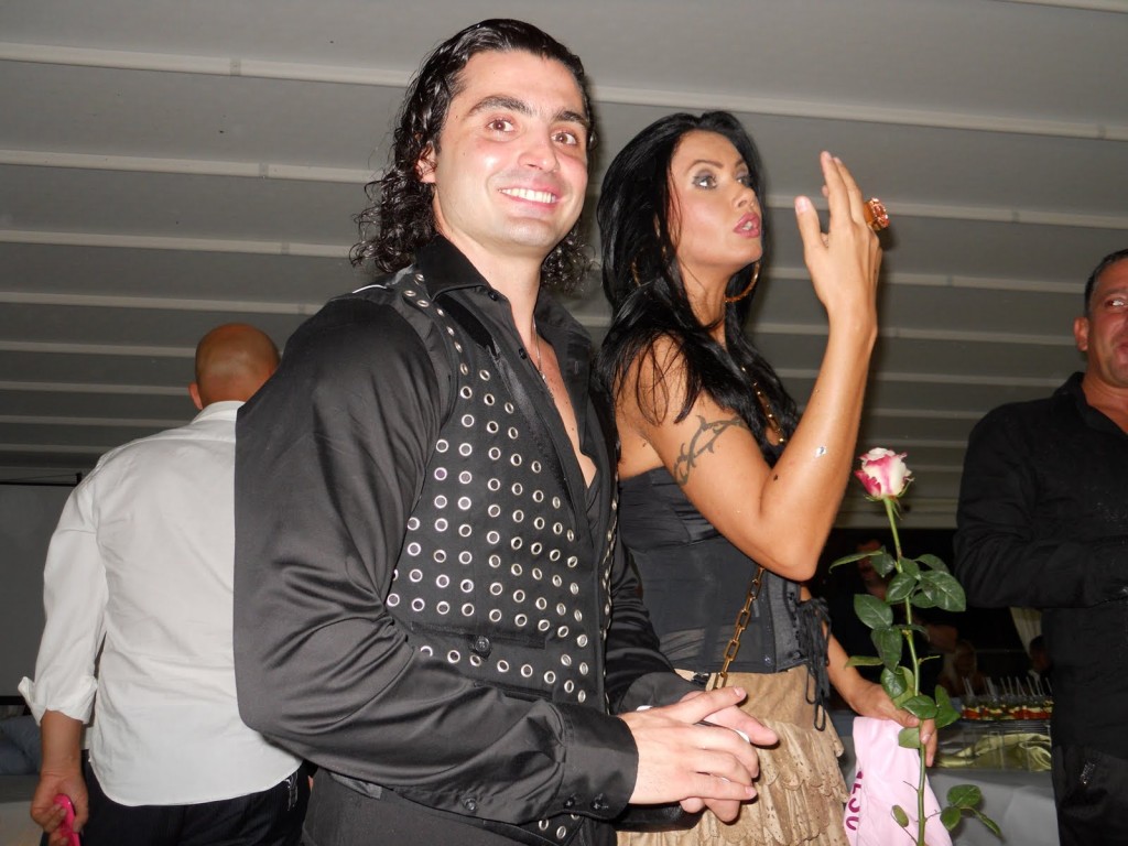 Oana a vrut sa il faca gelos pe Mihai Mitoseru, asa ca s-a 