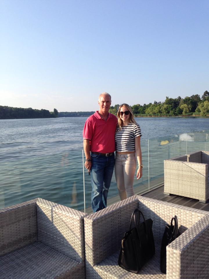 Fiica lui Adrian Daminescu i-a prezentat tatalui vitreg aproape fiecare coltisor din tara ei natala