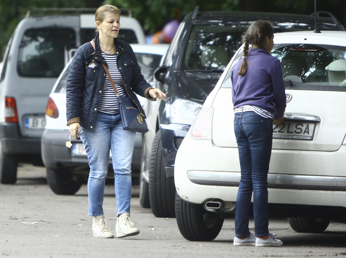 Nu doar alegerile culinare par sa fi fost neinspirate, ci si cele vestimentare