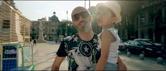Cabron isi arata baiatul in noul sau videoclip. Nikolas Alexandru seamana foarte bine cu tatal lui