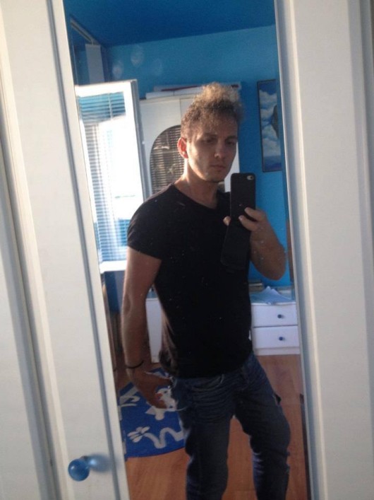 Mihai si-a dorit mereu sa aiba parul lung