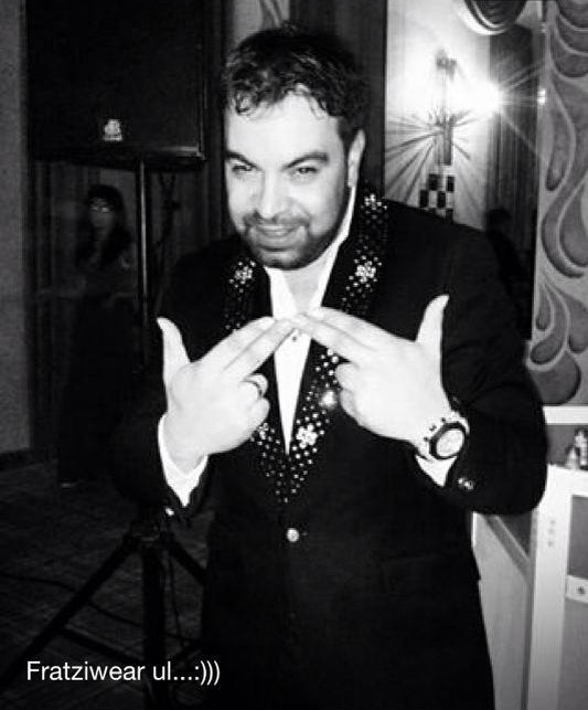 Cantaretul este in clubul 