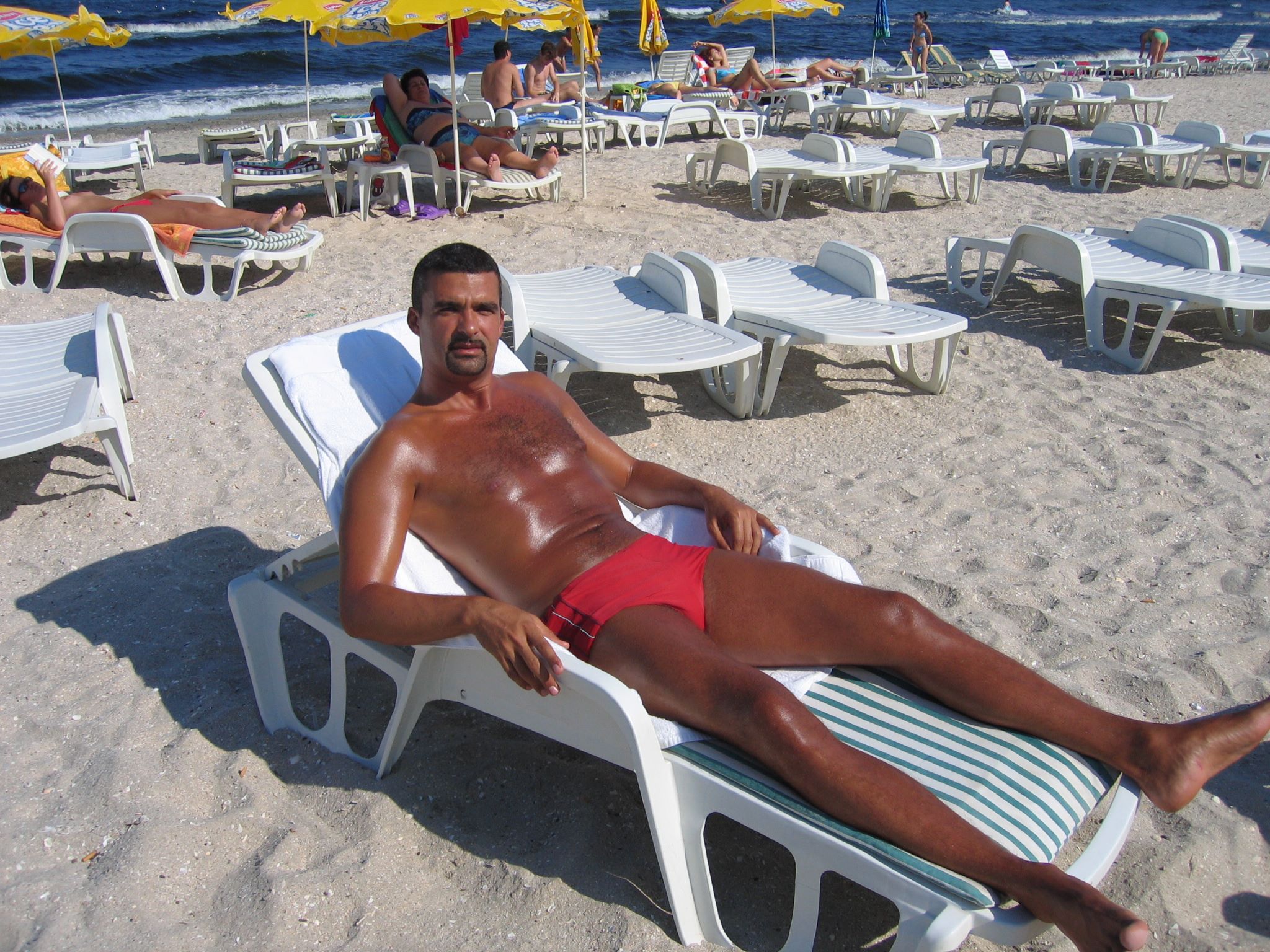 Chiar daca mananca orice, Aurelian Temisan are un corp de invidiat