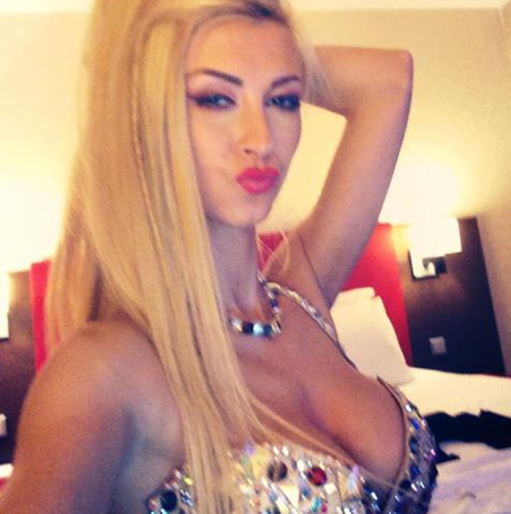 Andreea Balan s-a vazut cu iubitul numai in strainatate